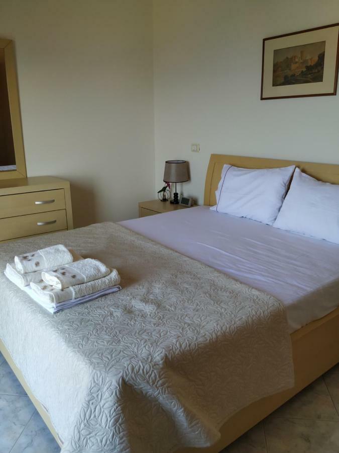 Cozy Sea Apartment Sarandë Buitenkant foto