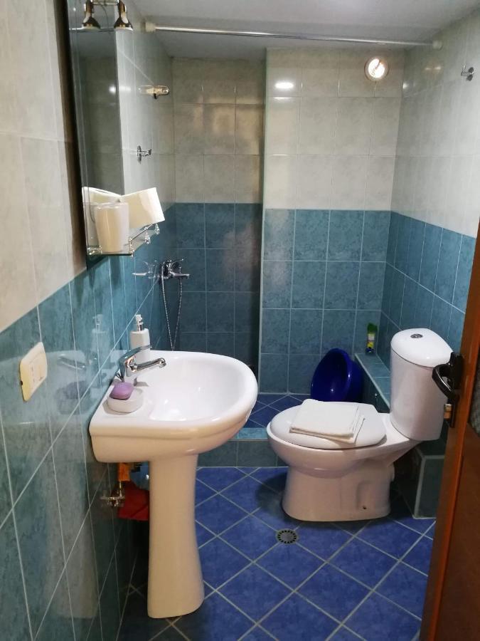 Cozy Sea Apartment Sarandë Buitenkant foto